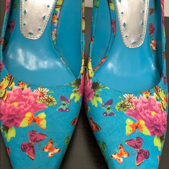 BCBGirls shoes size 37.5 preowned - Picture 3 of 8